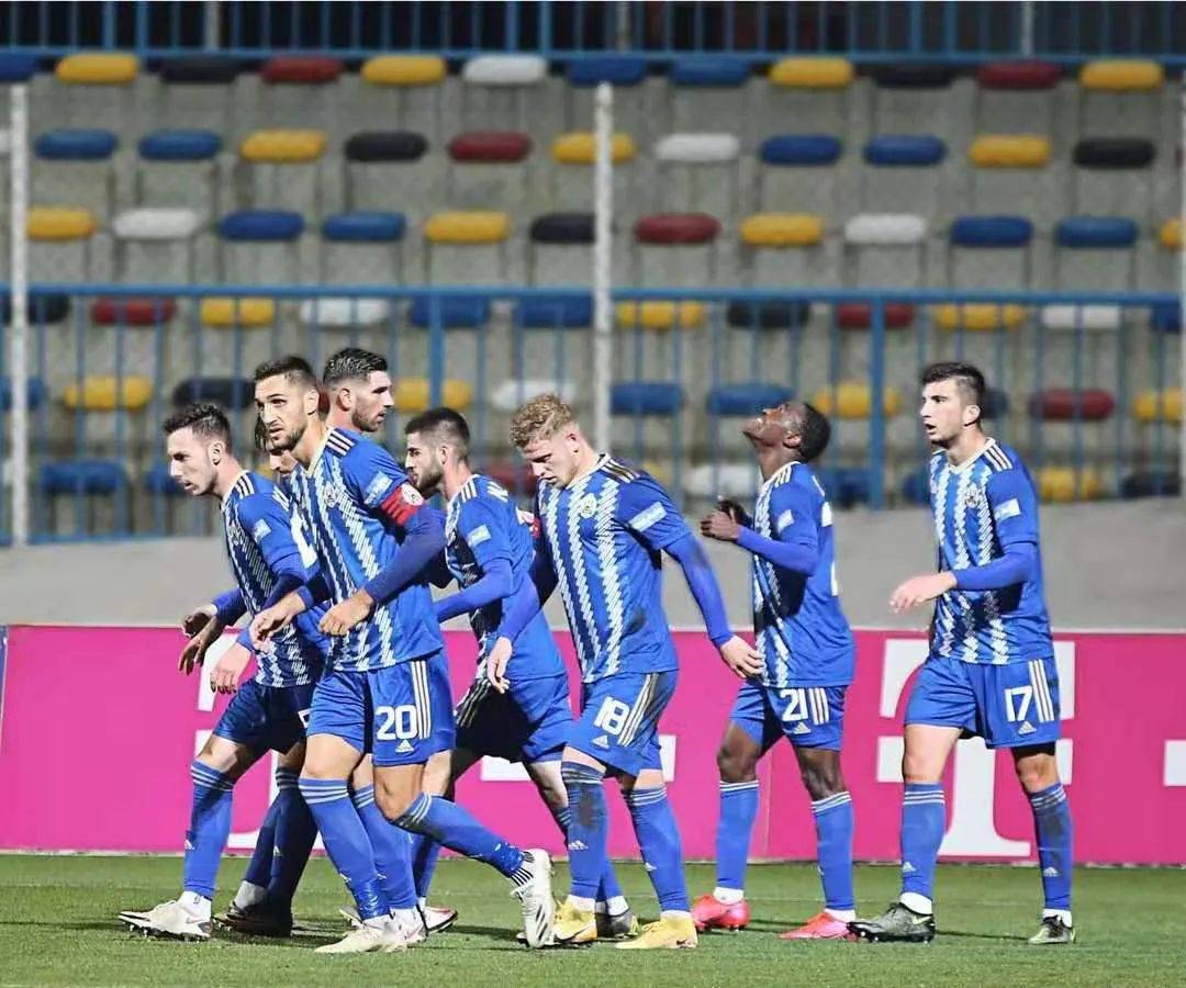 不是斯托伊科维奇也不是图拔 富力新帅会是这位天津球迷的老熟人吗?【十大外围足球平台app】(图15)
不是斯托伊科维奇也不是图拔 富力新帅会是这位天津球迷的老熟人吗?【十大外围足球平台app】(图15)