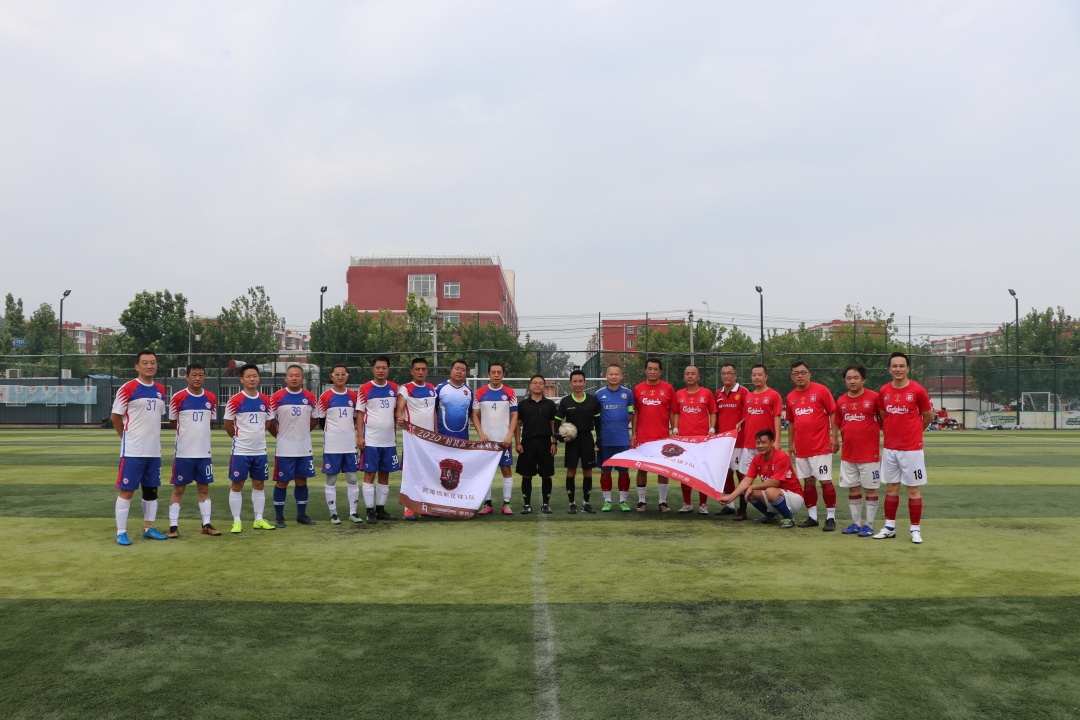 
【17VS创投杯足球联赛第三循环顾】绵绵小雨浇不灭足球的热情：十大外围足球平台app(图14)